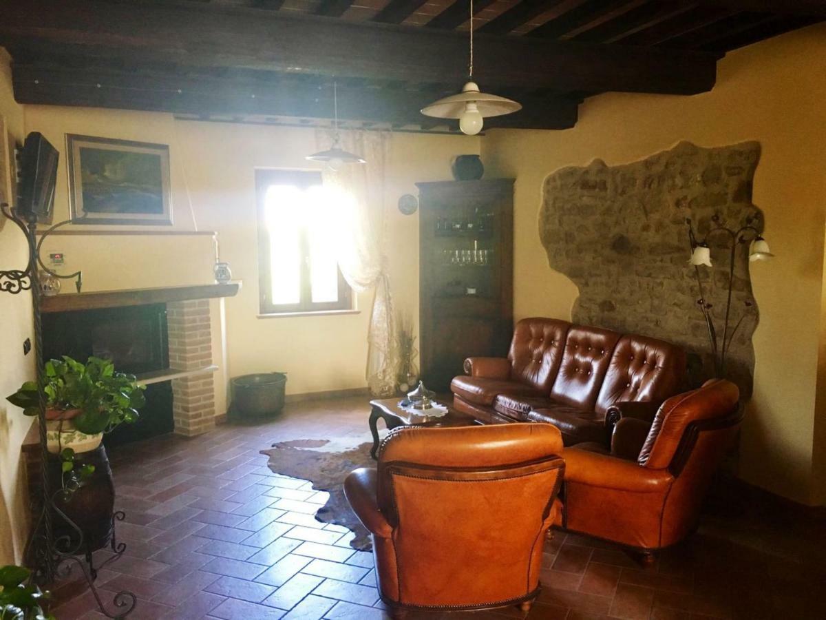 Agriturismo Il Melo Valfabbrica Exterior photo